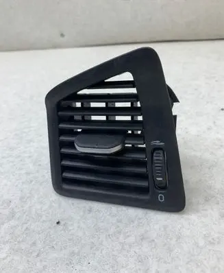 Volvo XC70 Dashboard side air vent grill/cover trim 3409373