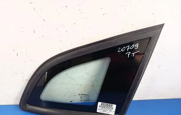 Renault Megane III Rear side window