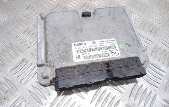 Opel Zafira A Engine control unit/module 0281010268 24417169