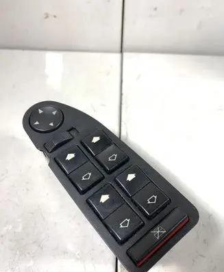 BMW 5 E39 Electric window control switch 6907110