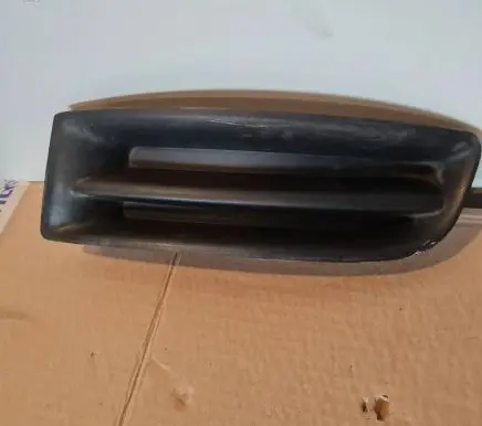 Hyundai Matrix Front bumper lower grill 8651217000