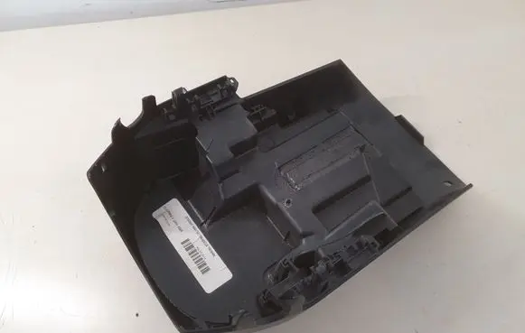 Steering wheel column trim