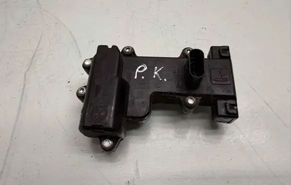 Tesla Model X Door control unit/module 104535300B