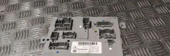Mercedes-Benz C W205 Comfort/convenience module 2229006014