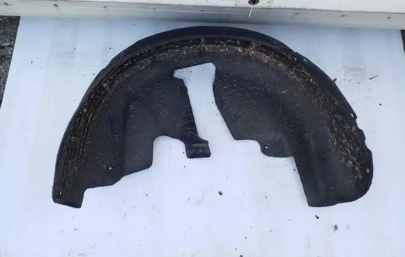Volkswagen Golf V Rear arch fender liner splash guards
