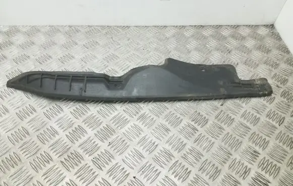 Skoda Fabia Mk2 (5J) Fender end trim 5J0821112