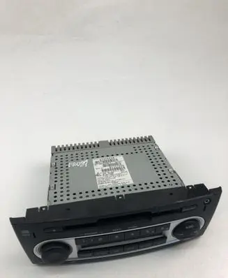 Mitsubishi Colt Radio/CD/DVD/GPS head unit 8701A239