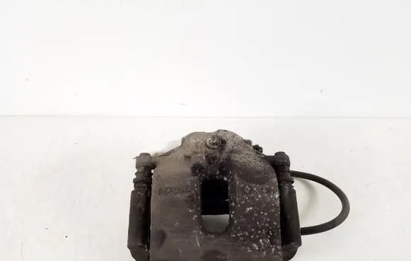Mercedes-Benz E W212 Front brake caliper A2044212481