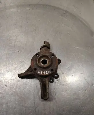 Peugeot 308 Front wheel hub spindle knuckle