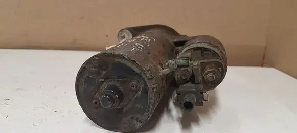 Volkswagen Golf IV Starter motor