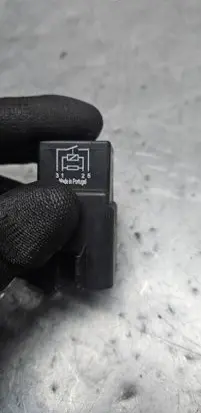 BMW X3 F25 Coolant fan relay 9207913 V23136J1004385