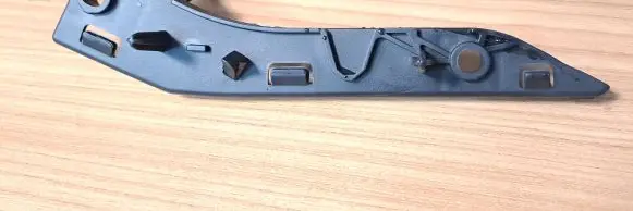 Peugeot 2008 I Front bumper mounting bracket