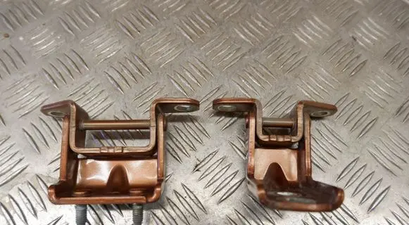 Nissan X-Trail T32 Rear door hinge set 