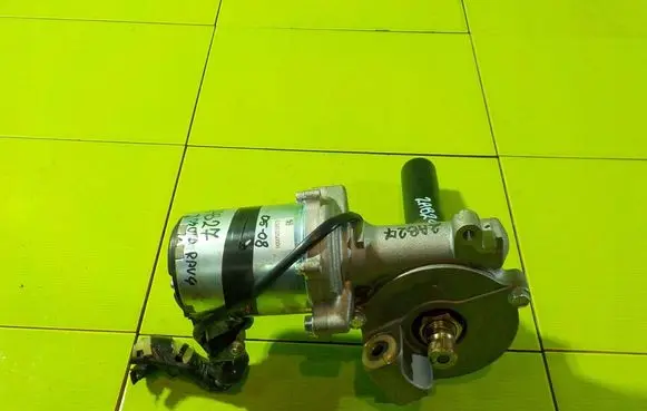 Toyota RAV 4 (XA30) Power steering pump BD0036 2AB27