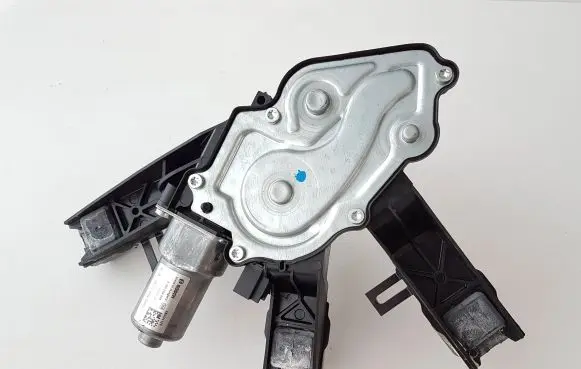 Citroen C4 Grand Picasso Rear window wiper motor 9677680580 15061643 0390208008