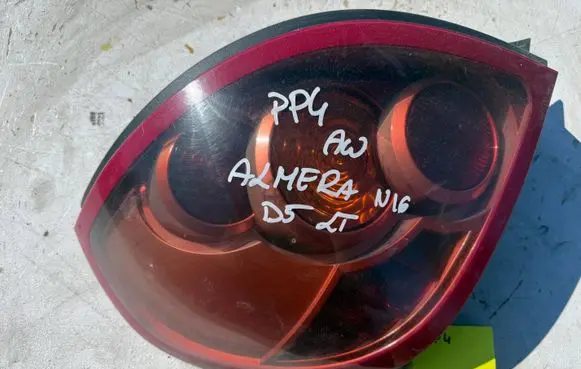 Nissan Almera N16 Rear/tail lights 