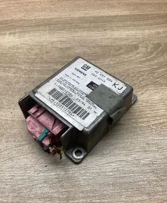 Opel Omega B1 Airbag control unit/module 90491004 5WK4087