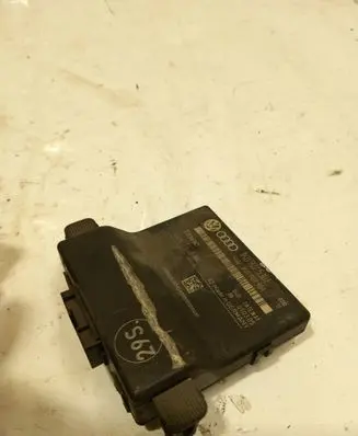 Volkswagen Caddy Gateway control module 1K0907530E 1K0907951