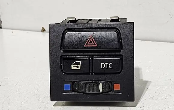 BMW 3 E90 E91 Hazard light switch 9132421 6131913242101