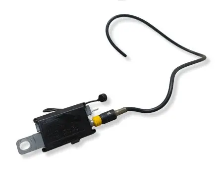Renault Laguna I Aerial antenna amplifier 8200002590 AAR826