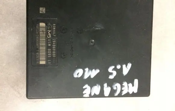 Renault Megane III BSM Control unit 