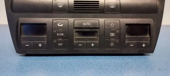 Audi A6 S6 C5 4B Climate control unit 4B0820043AG