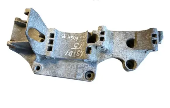 Volkswagen Transporter - Caravelle T5 Generator/alternator bracket 045903143C