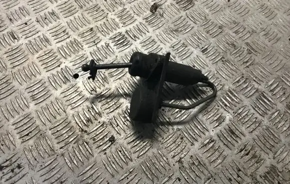 Clutch slave cylinder