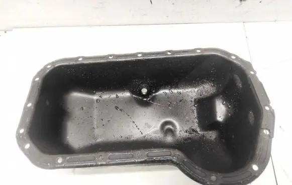 Volkswagen PASSAT B4 Oil sump