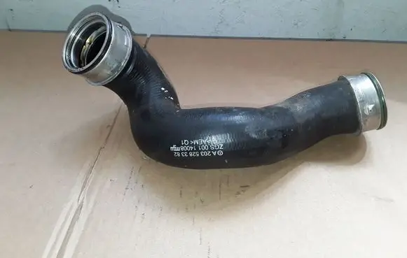 Mercedes-Benz C W203 Intercooler hose/pipe A2035283382 ZGS00114008