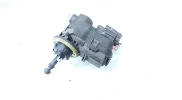 Headlight level adjustment motor