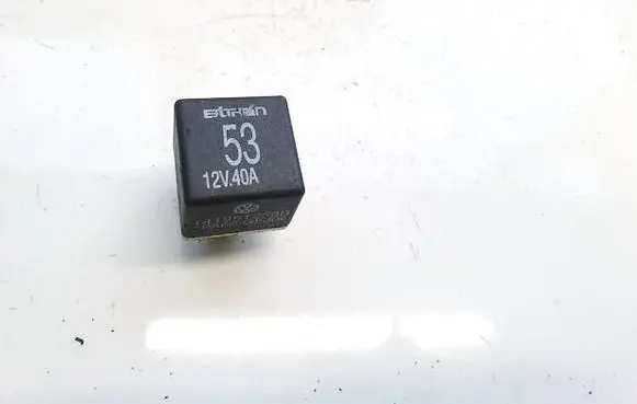 Volkswagen Polo IV 9N3 Other relay 141951253B