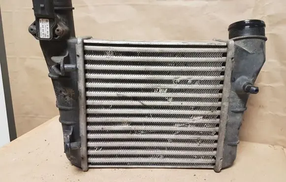 Audi A4 S4 B7 8E 8H Intercooler radiator 8E0145805AA