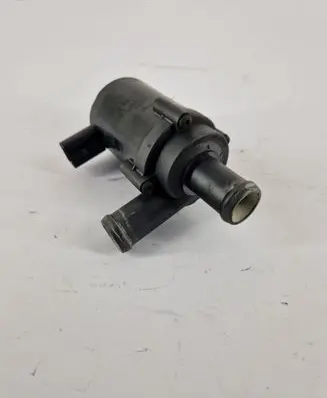 Volkswagen Touareg I Electric auxiliary coolant/water pump 7L0965561