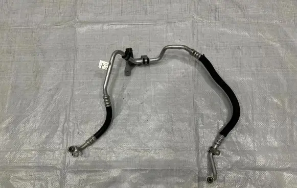 Maserati Grecale Air conditioning (A/C) pipe/hose 06701564370