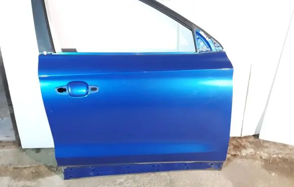 MG ZS Front door 10322138