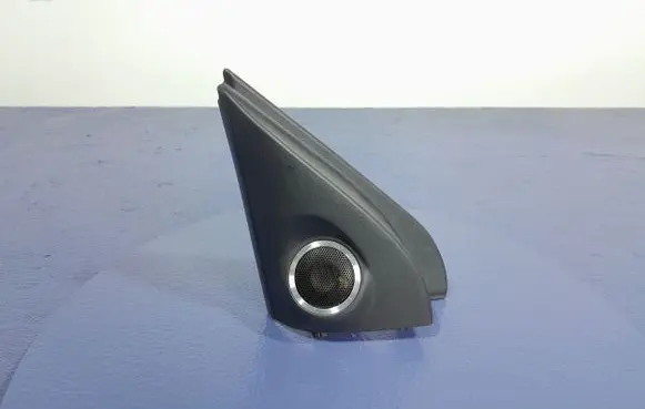 Mitsubishi Outlander Other sill/pillar trim element 7221B591