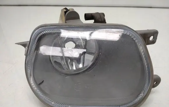 Volvo XC90 Front fog light 8693795
