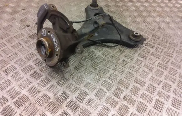 Smart ForFour II W453 Front wheel hub