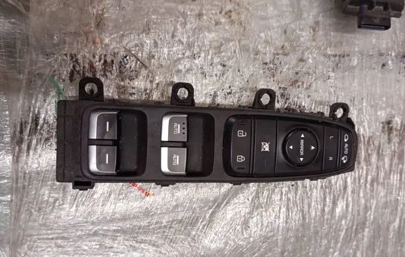 KIA Niro Front wiper linkage and motor 20190211 TBB0593 93570G5200