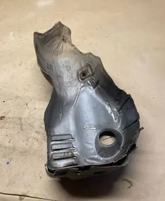 Ford Focus Heat shield in engine bay CM519N454