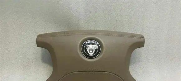 Jaguar S-Type Steering wheel airbag 4R8354043B13