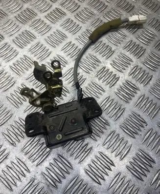 Lexus RX 300 Tailgate/trunk/boot lock/catch/latch 