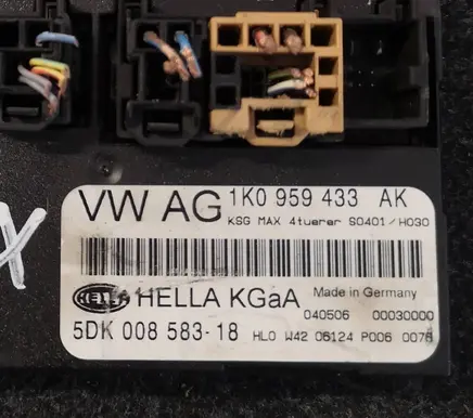 Volkswagen PASSAT B7 Comfort/convenience module 1K0959433AK 00030000 5DK00858318