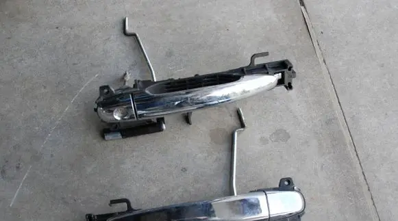 Lexus RX 330 - 350 - 400H Loading door exterior handle/bracket 272KM
