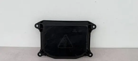 Subaru Legacy Headlight/headlamp dust cover 10R-020675
