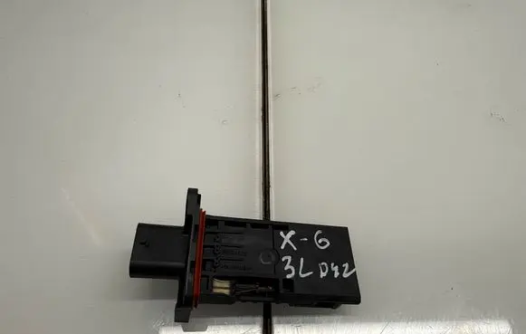 BMW X6 G06 Mass air flow meter 8583496
