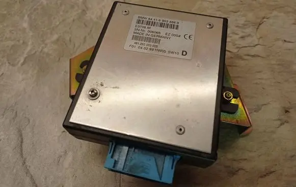 BMW 5 E39 Voice control module 844169038869 6903886 461260003005