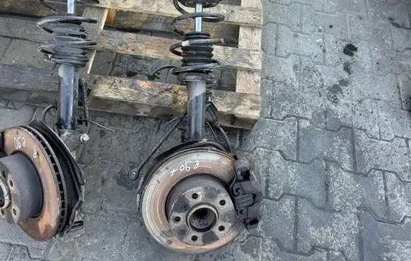 BMW 3 E90 E91 Front shock absorber/damper