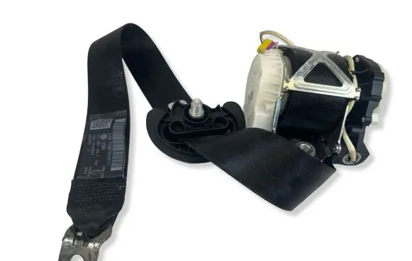 Volkswagen PASSAT B6 Front seatbelt 3C1857706F